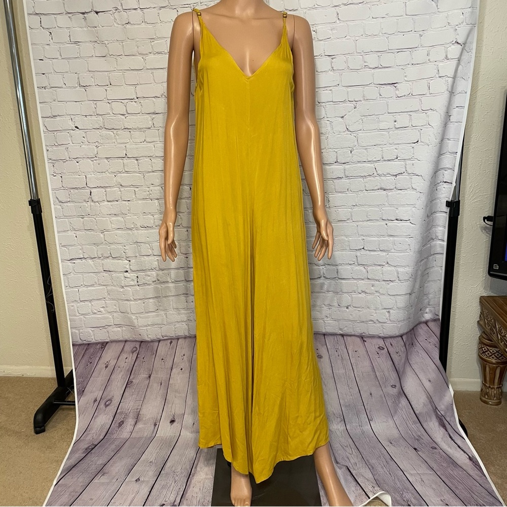 NWOT Summer VERY Breezy Long Yellow One Size Romper